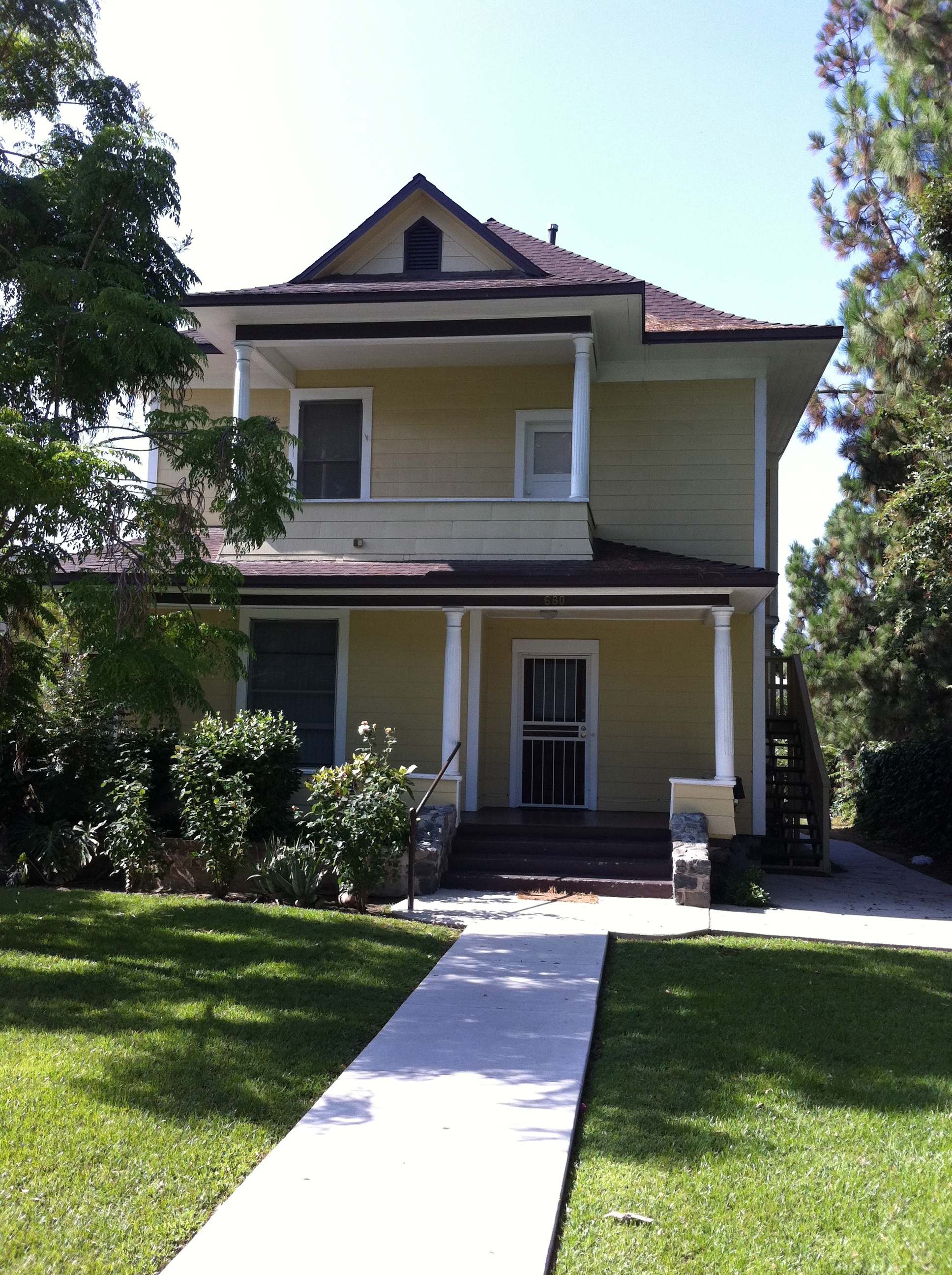 Property main image